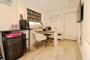 Photo 11- click for photo gallery